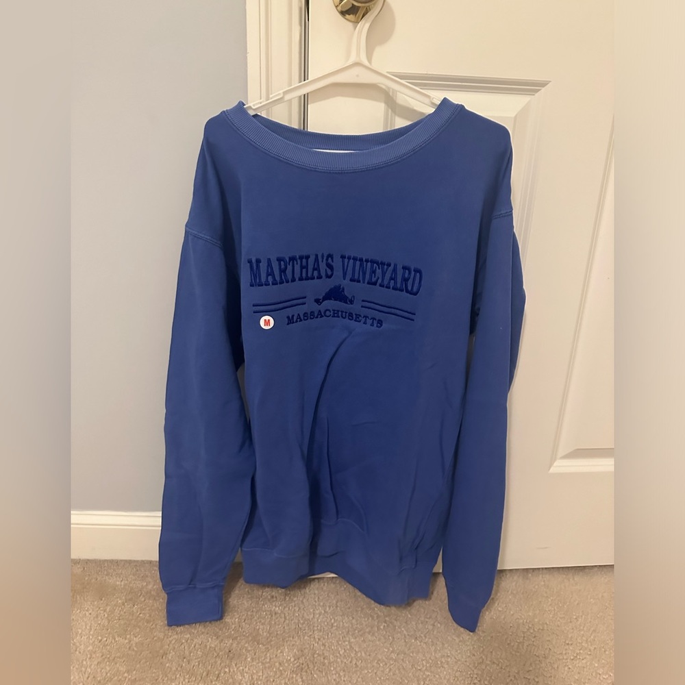 Martha’s Vineyard crewneck